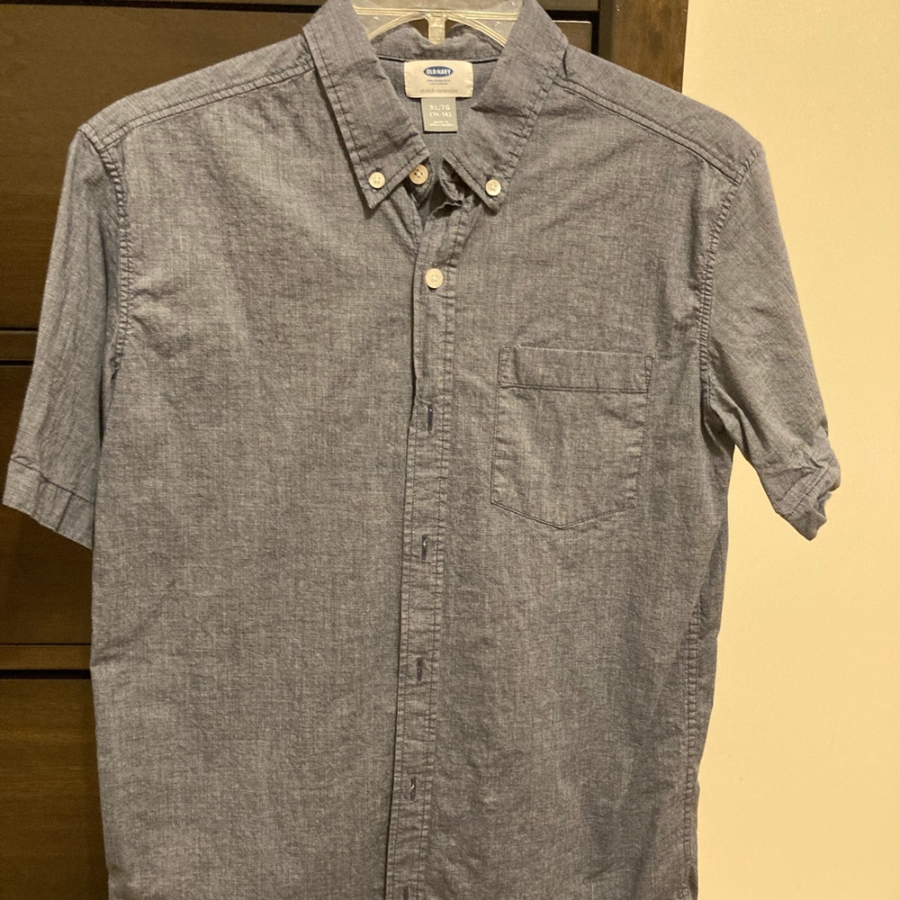 SizeXL (14/16) Boys short sleeve shirt